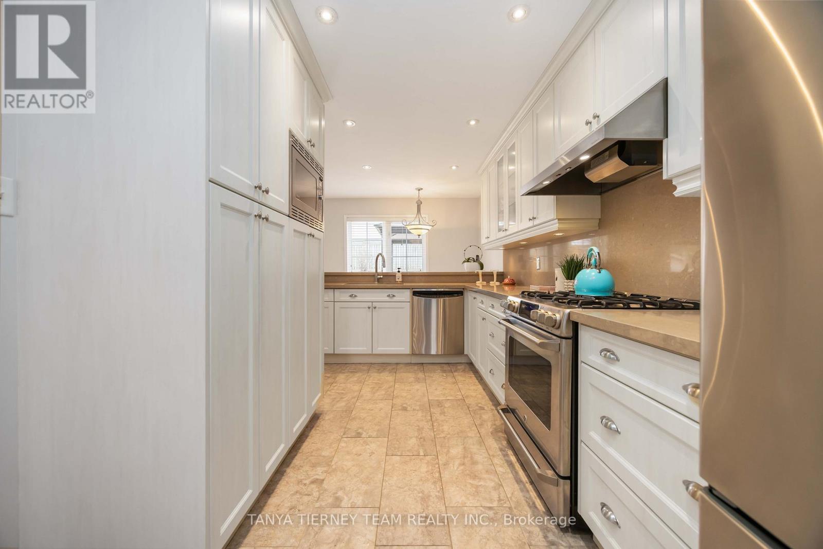 1130 OAKHILL AVENUE - 16