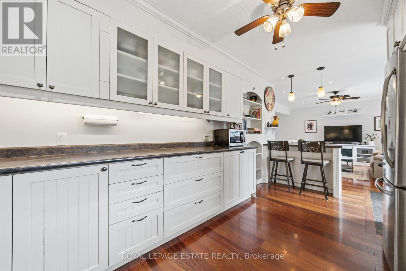66 HAREWOOD AVENUE - 11