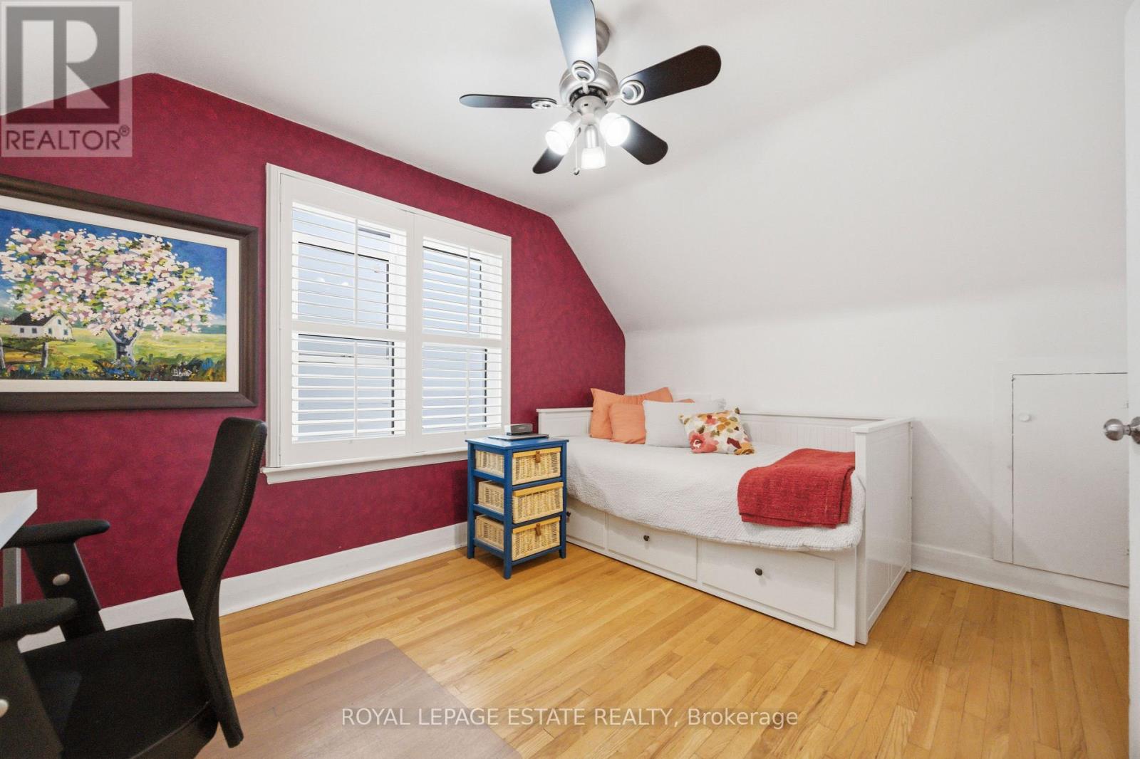 66 HAREWOOD AVENUE - 14