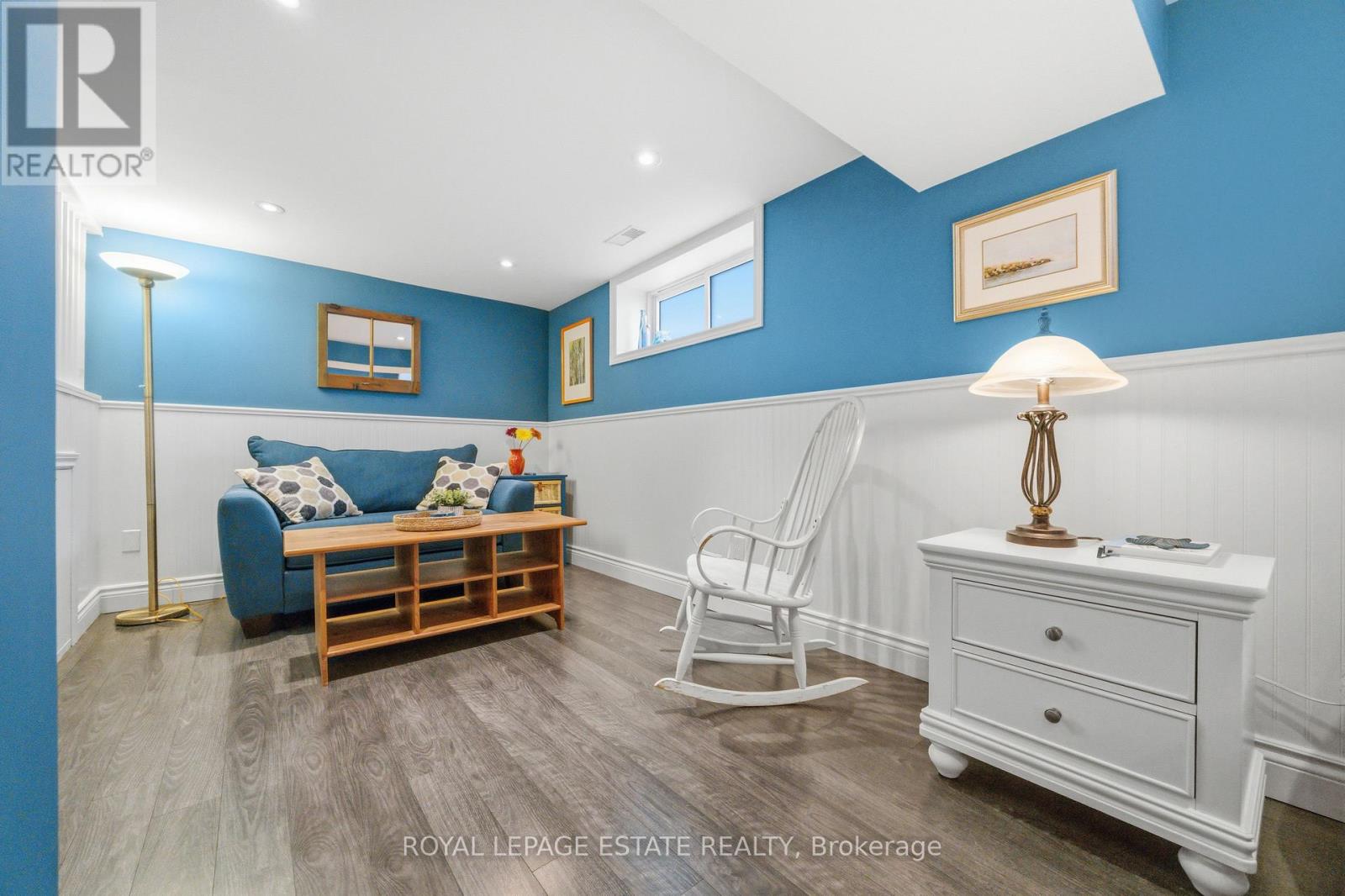 66 HAREWOOD AVENUE - 18