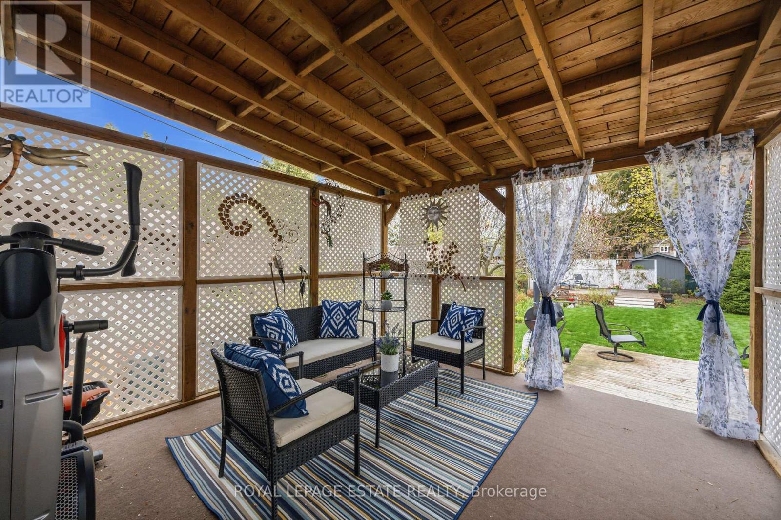 66 HAREWOOD AVENUE - 23