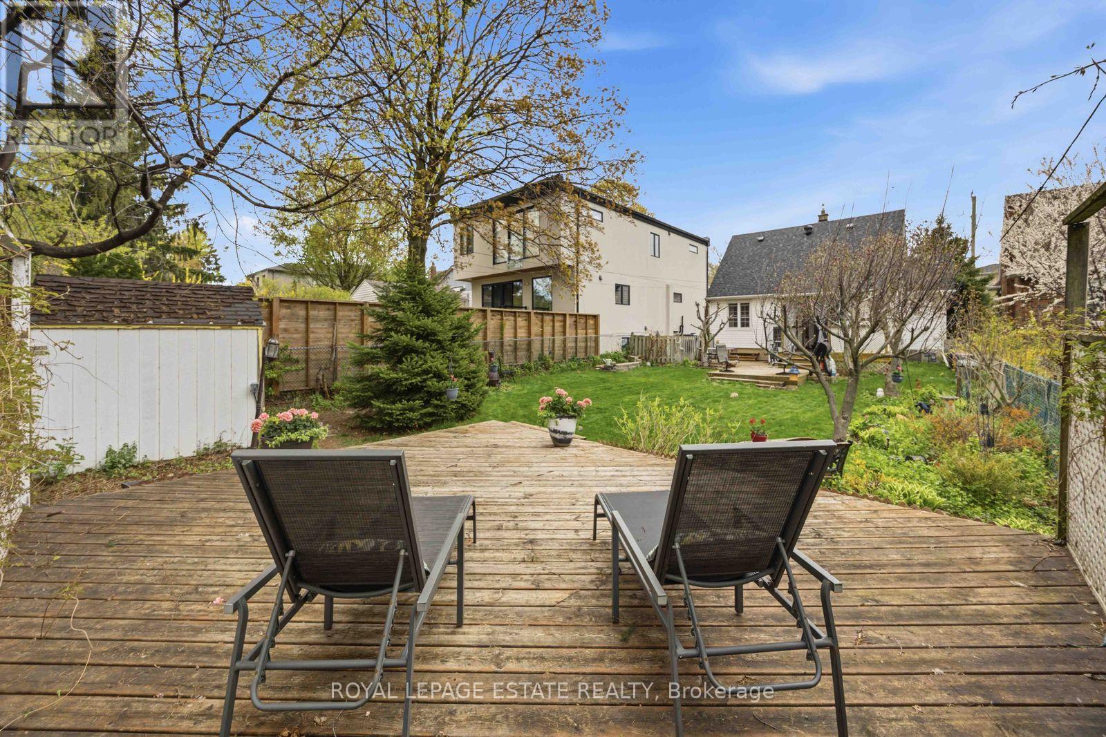 66 HAREWOOD AVENUE - 25