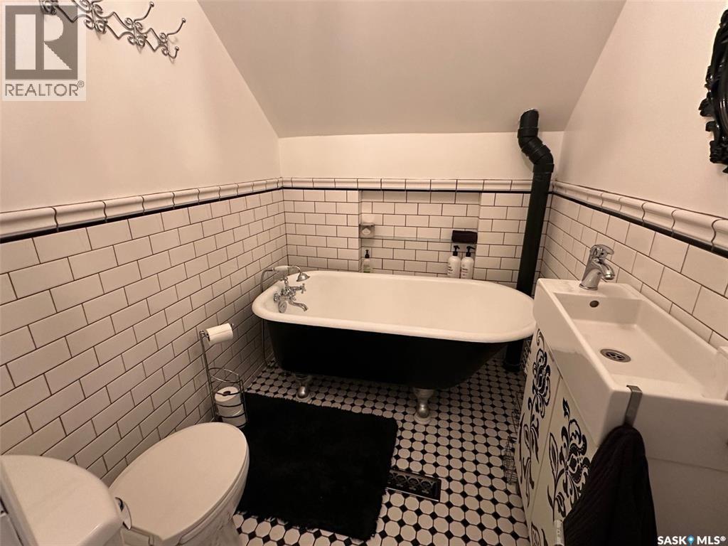 1217 2nd STREET - 29