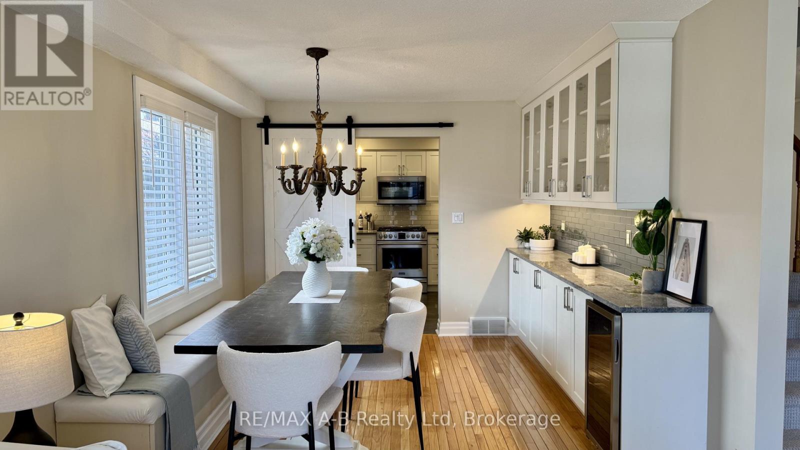86 FREELAND DRIVE - 6