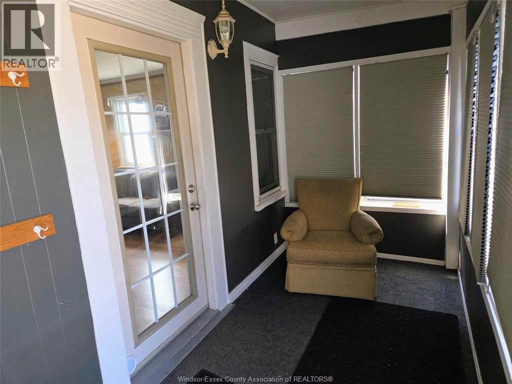 663 HILDEGARDE STREET, Windsor, Ontario, N8X2Z7 — Photo 3