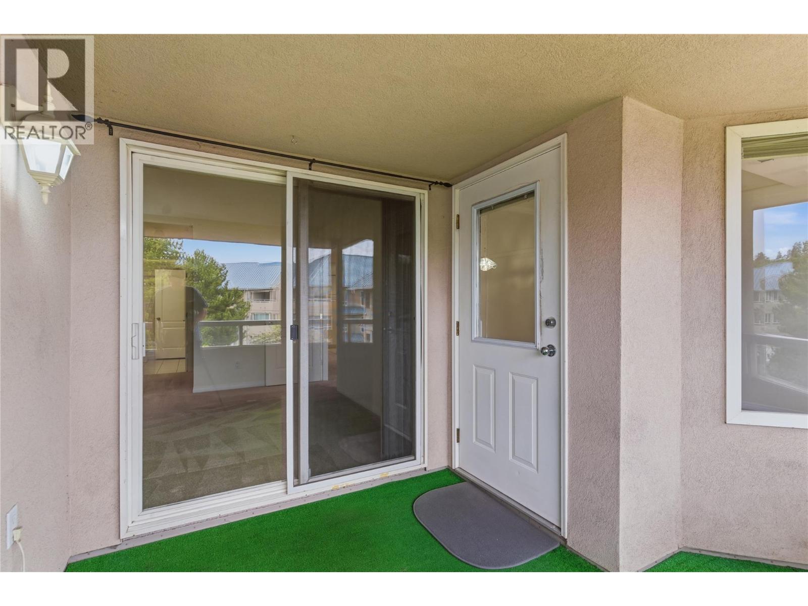 1965 Durnin Road Unit# 315, Kelowna