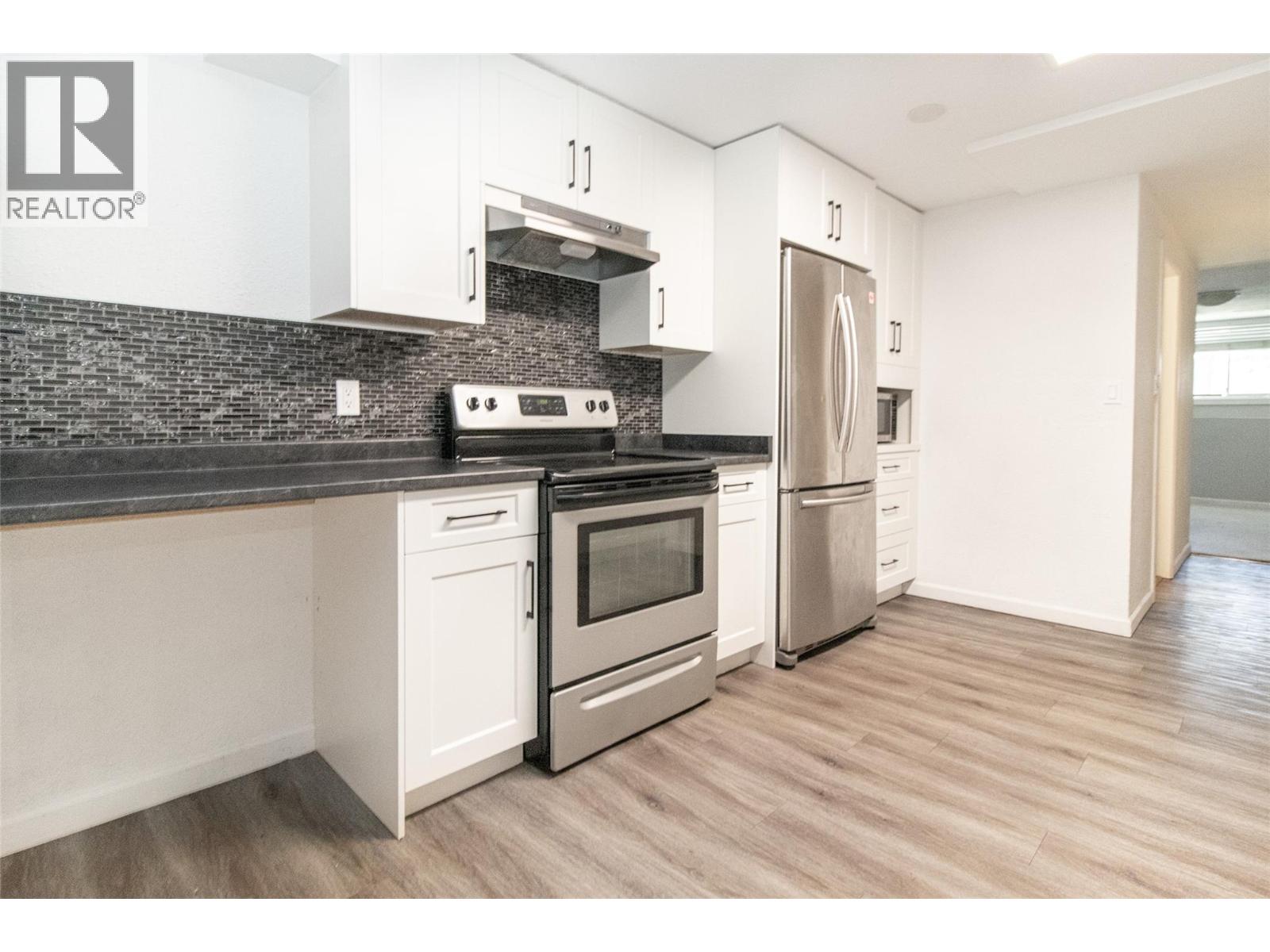 477 Clifton Road, Kelowna