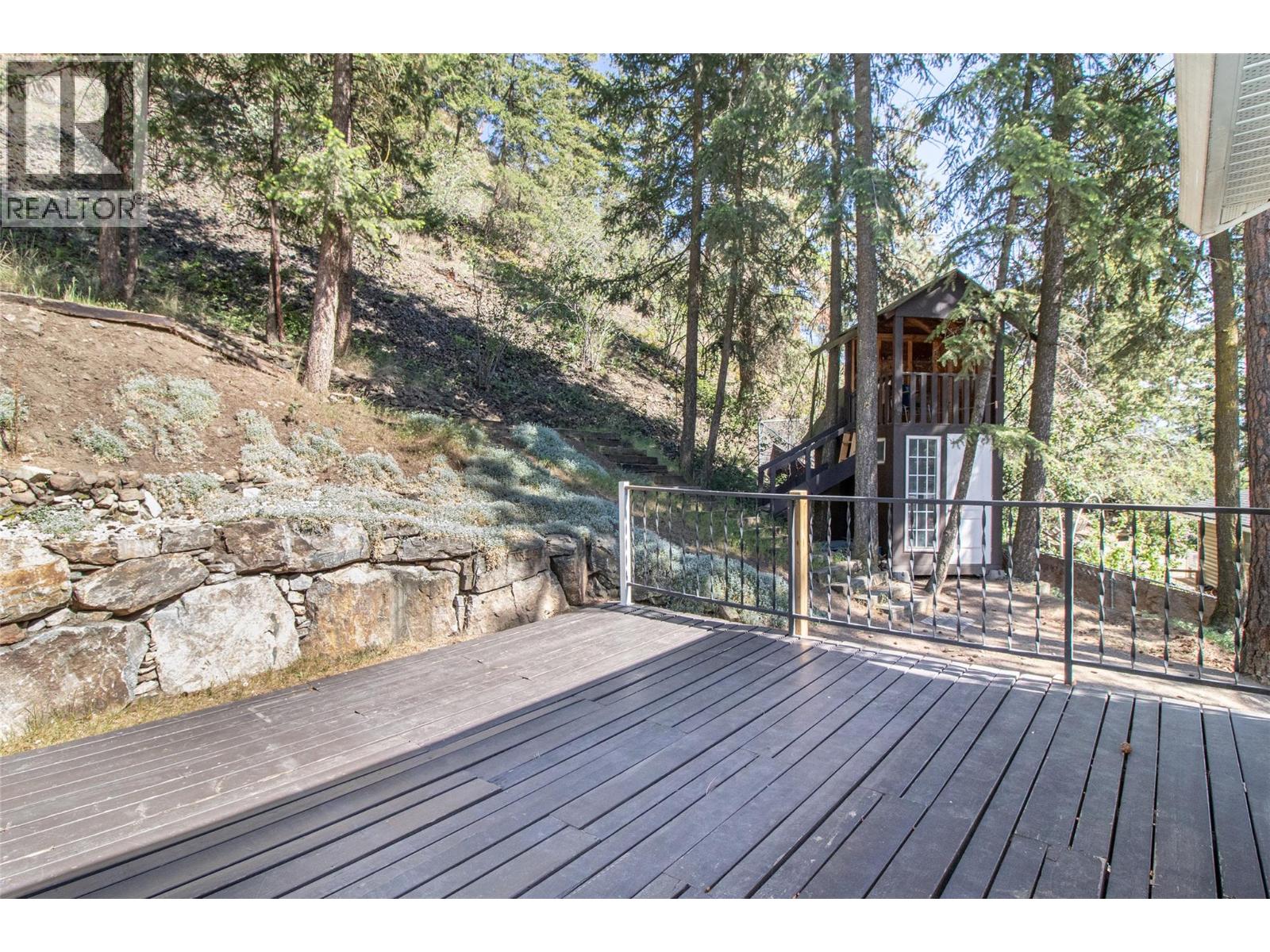 477 Clifton Road, Kelowna