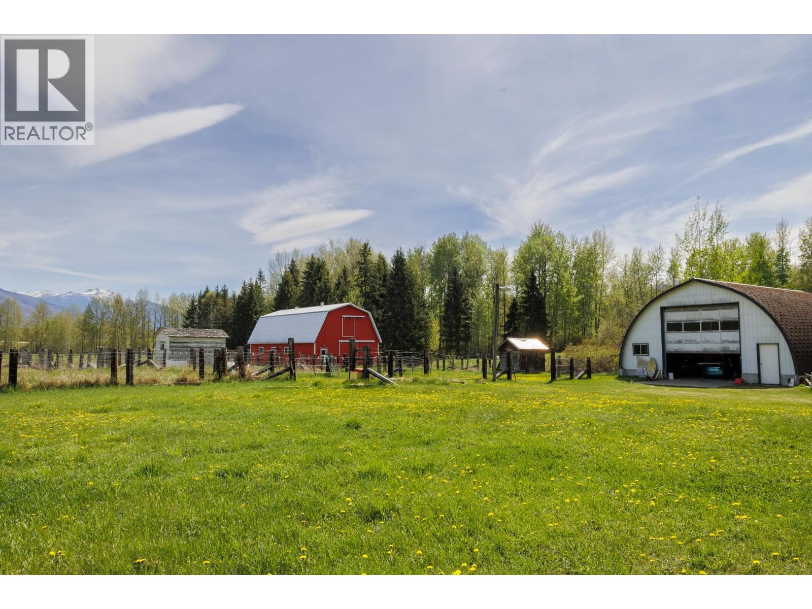1090 DYKE ROAD - 31