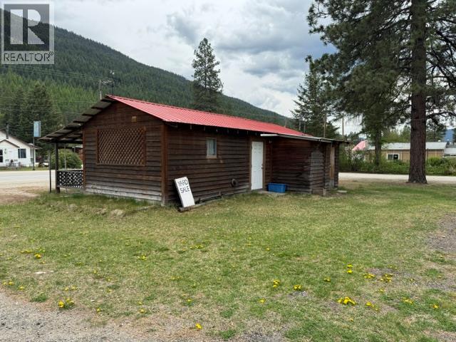 5861 33 Highway - Image 3