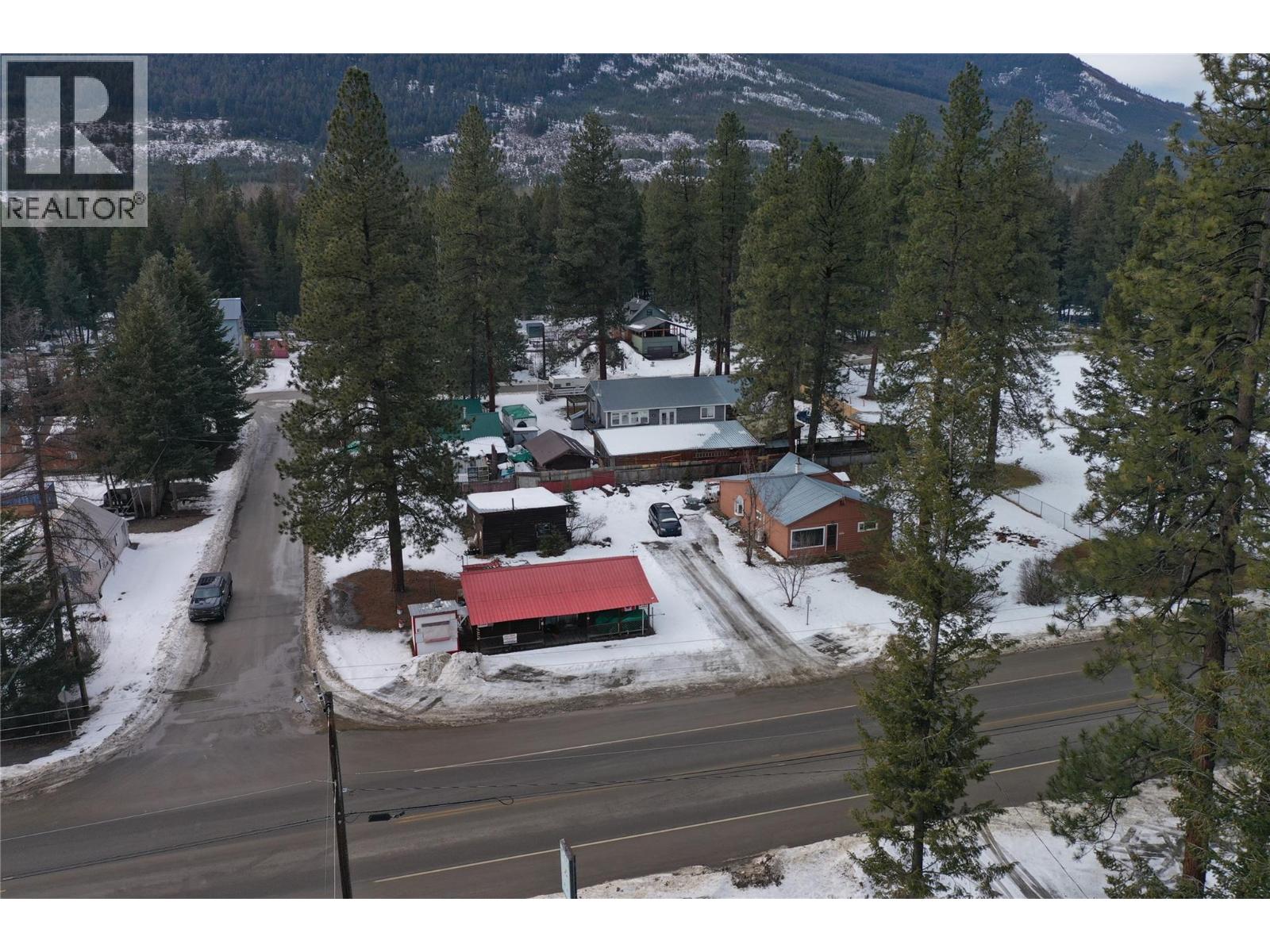 5861 33 Highway - 19