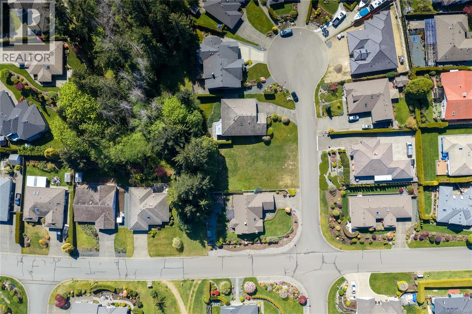530 Sandwedge Close, Qualicum Beach