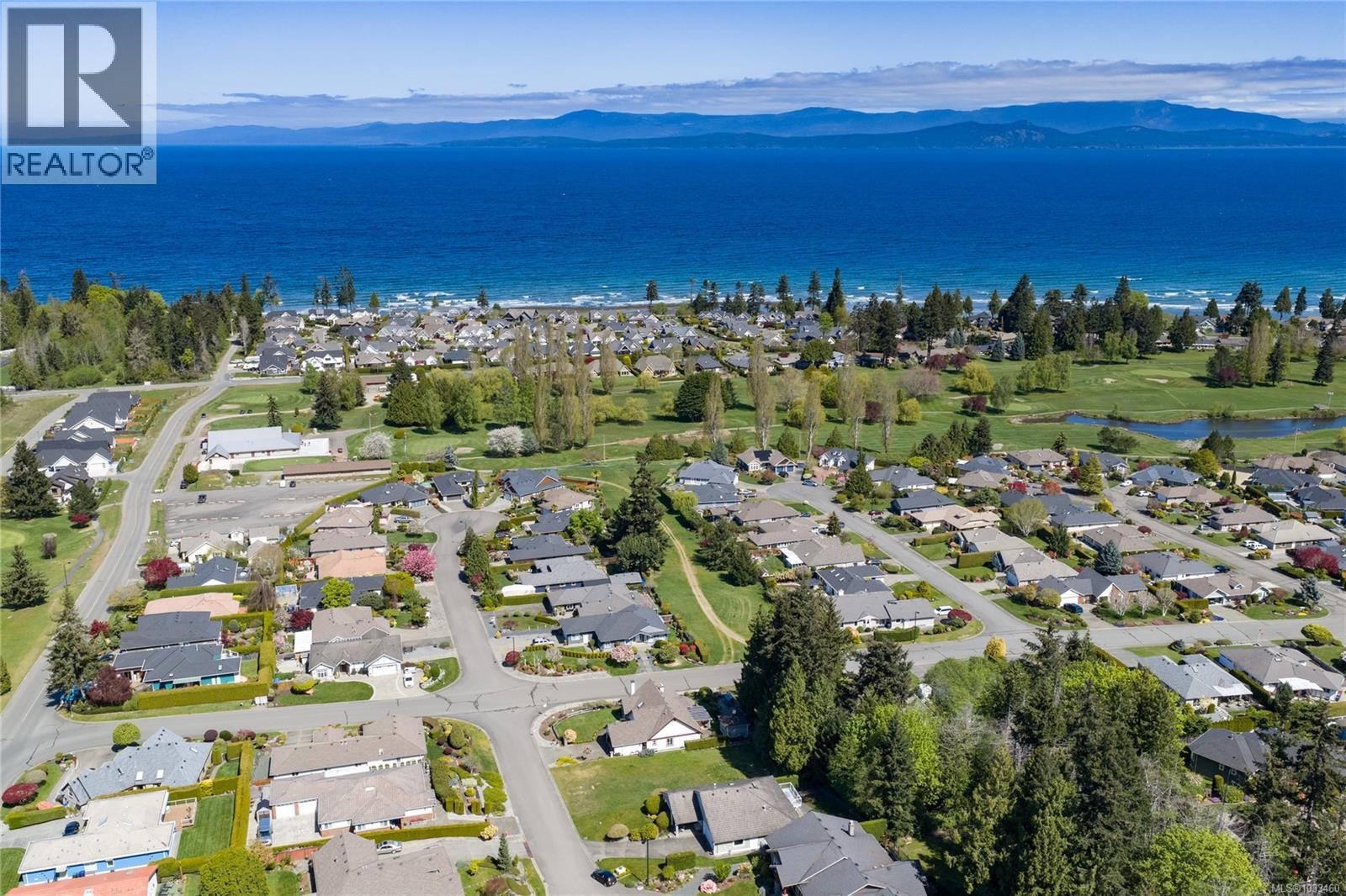 530 Sandwedge Close, Qualicum Beach