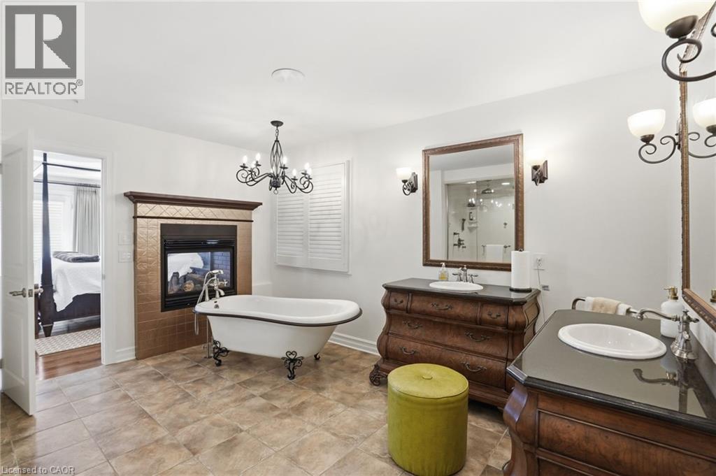 736 RYE Street - 25