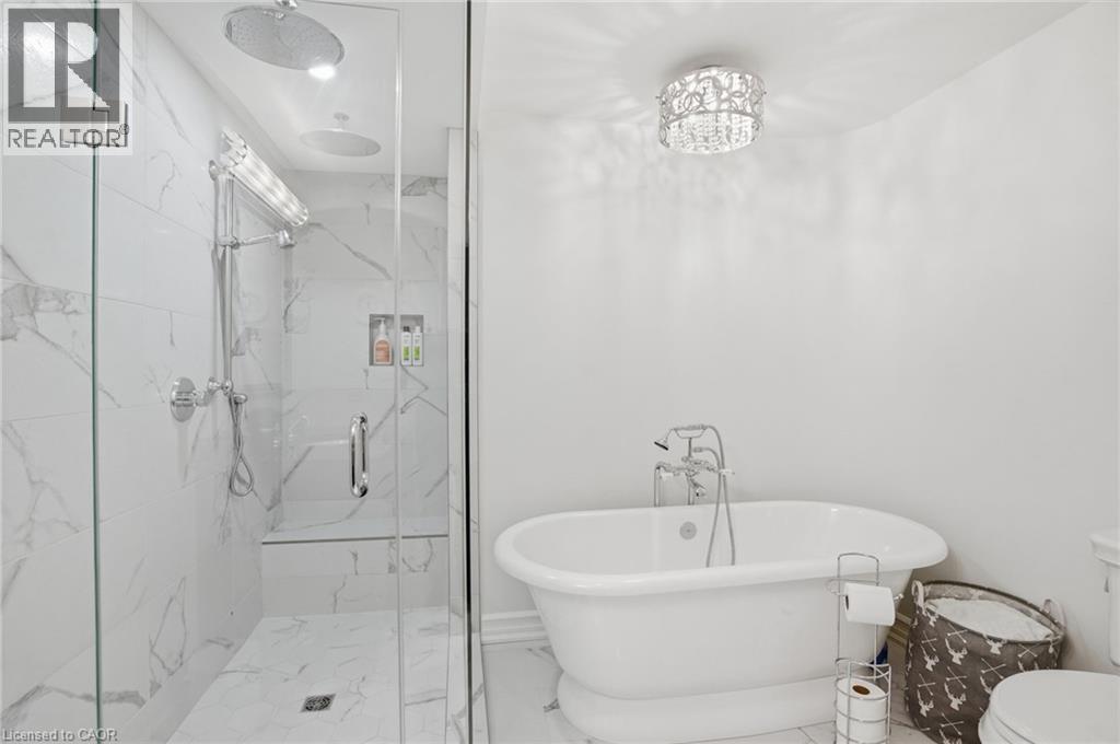 736 RYE Street - 32