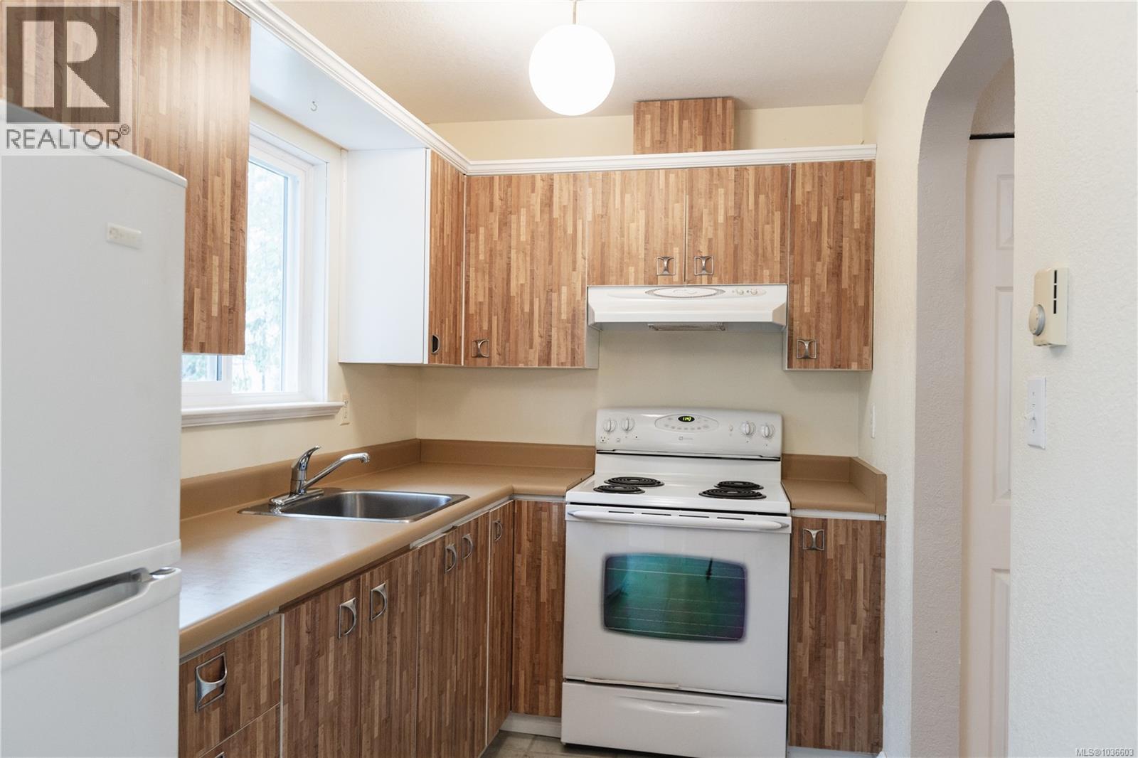 #6 322 Village Way - 20