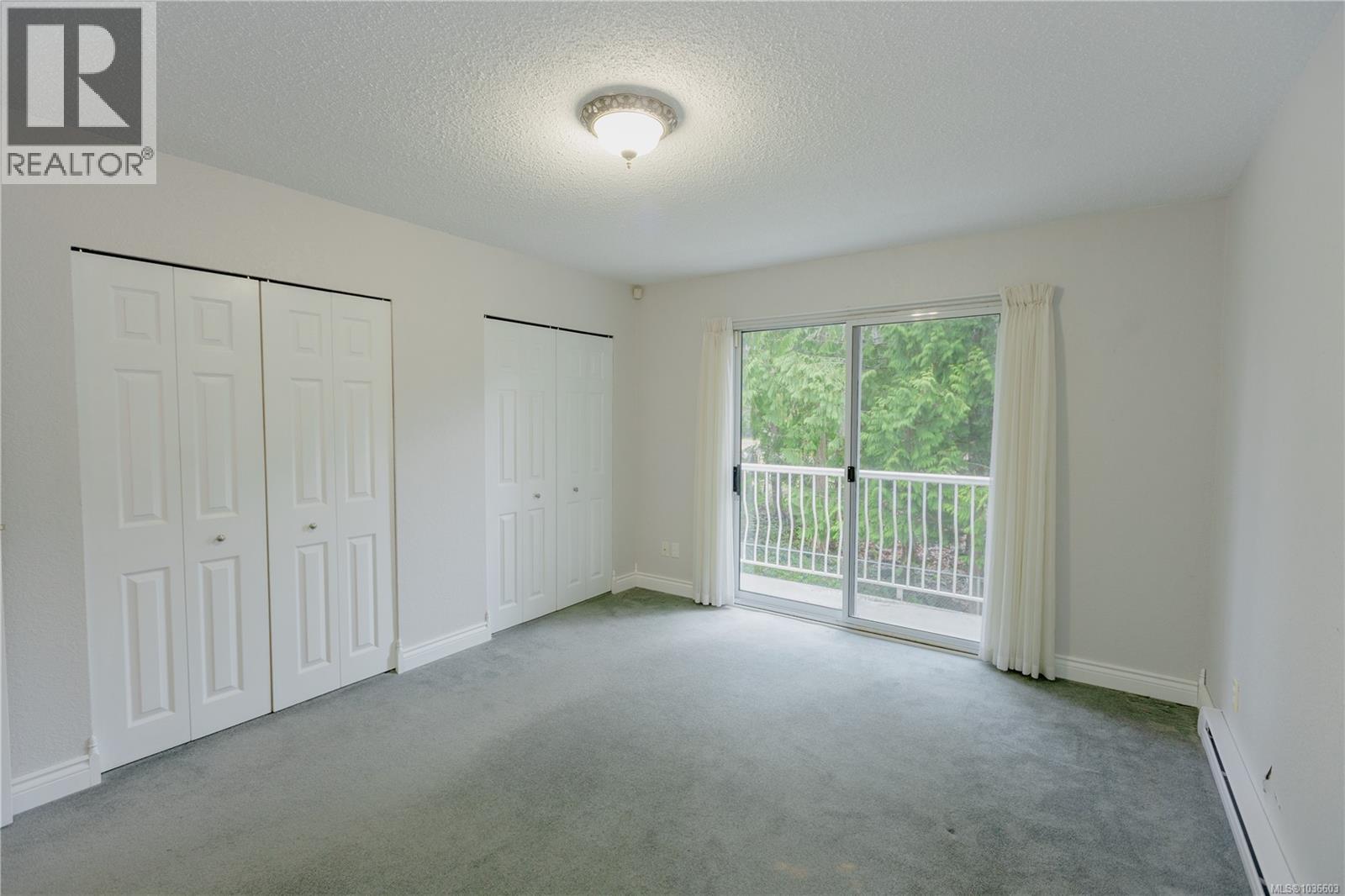 #6 322 Village Way - 23