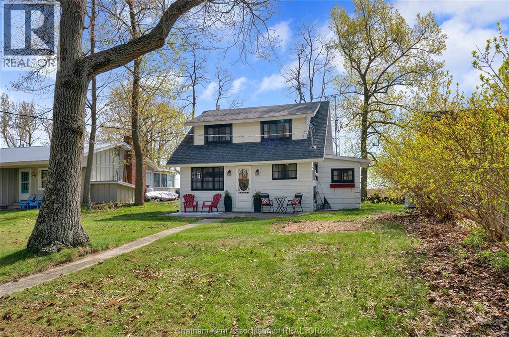 17498 Lakeshore ROAD - 1