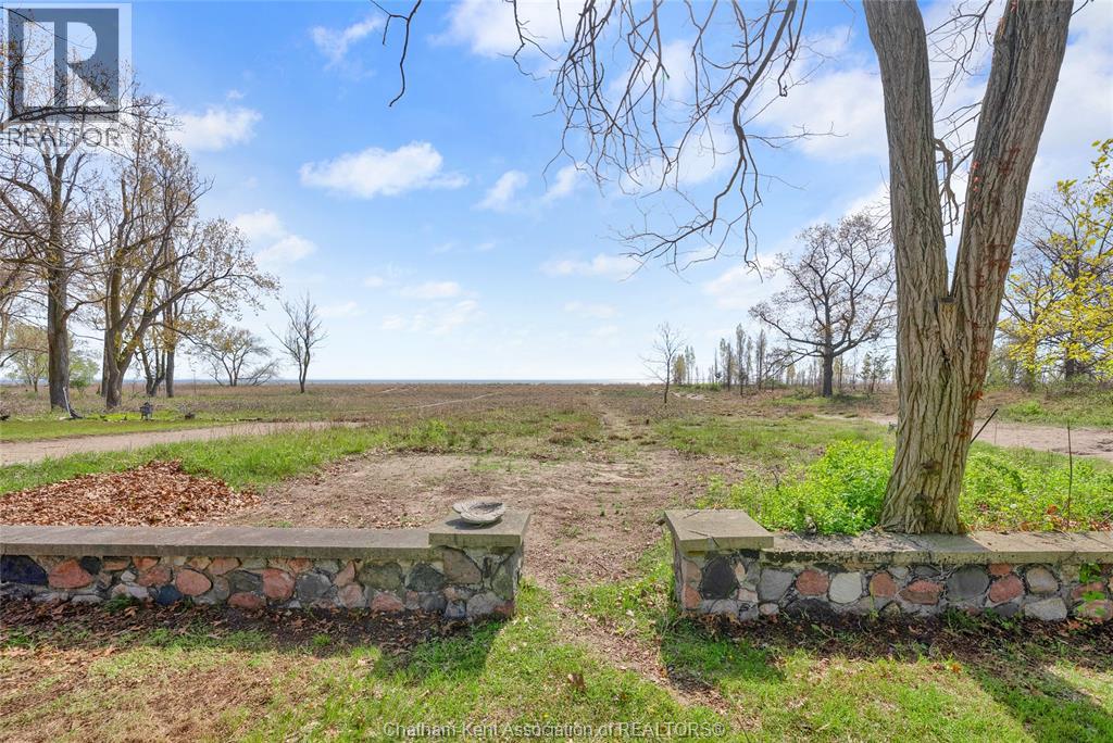 17498 Lakeshore ROAD - 34