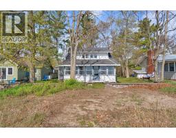 17498 Lakeshore Road, Rondeau Park, ON N0P1X0 Photo 38