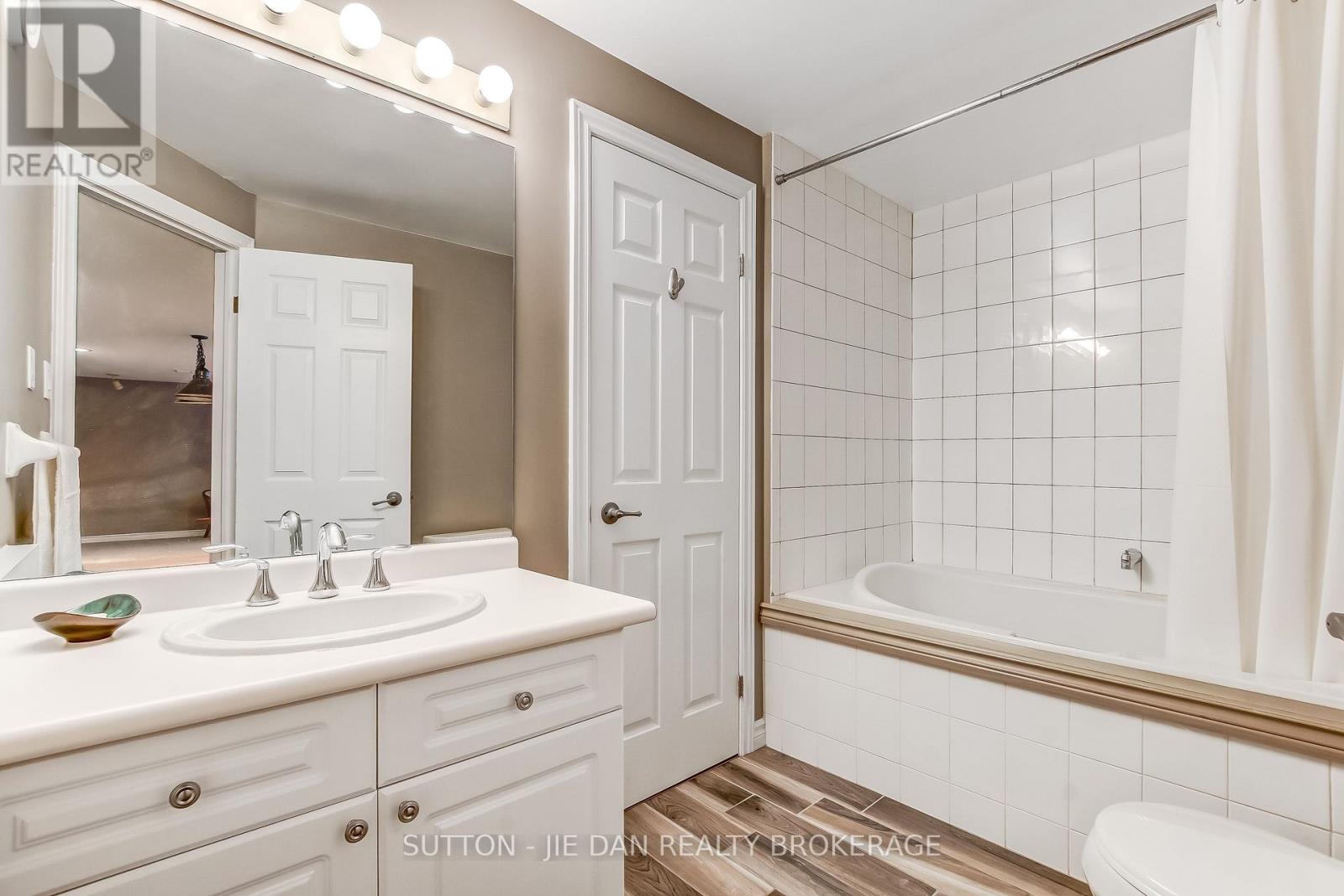 631 WHITEHAVEN CRESCENT - 18