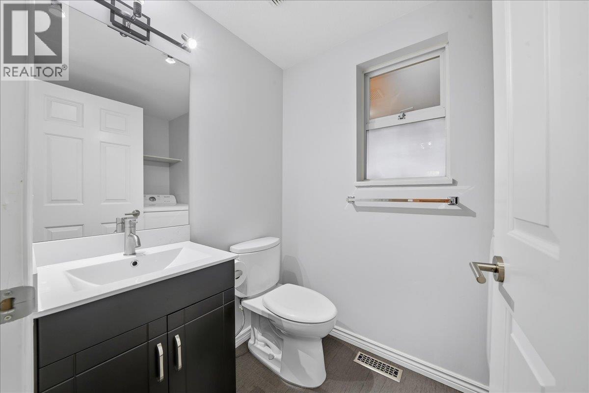 House in Richmond - Image 13