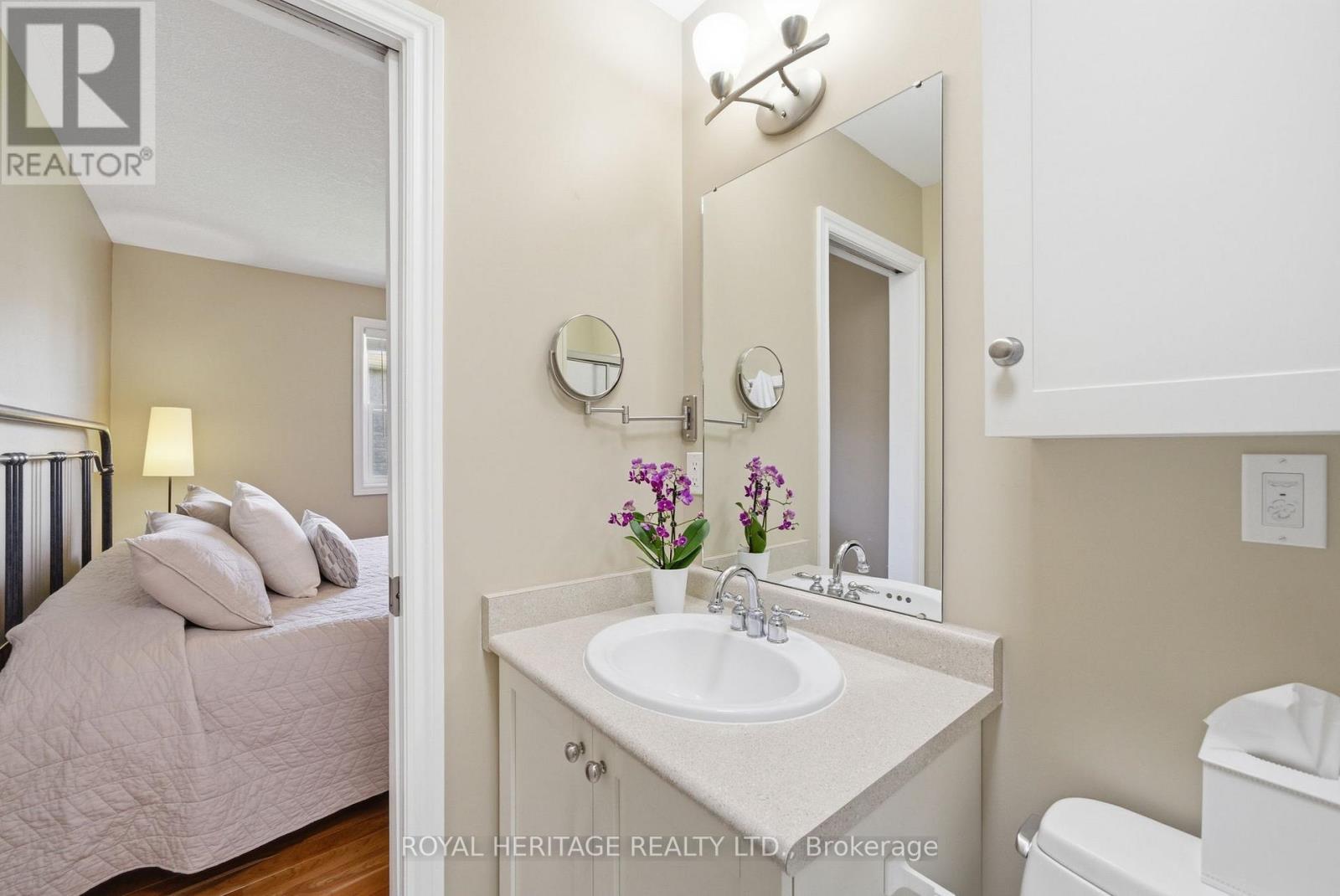 6 COVE COURT - 29