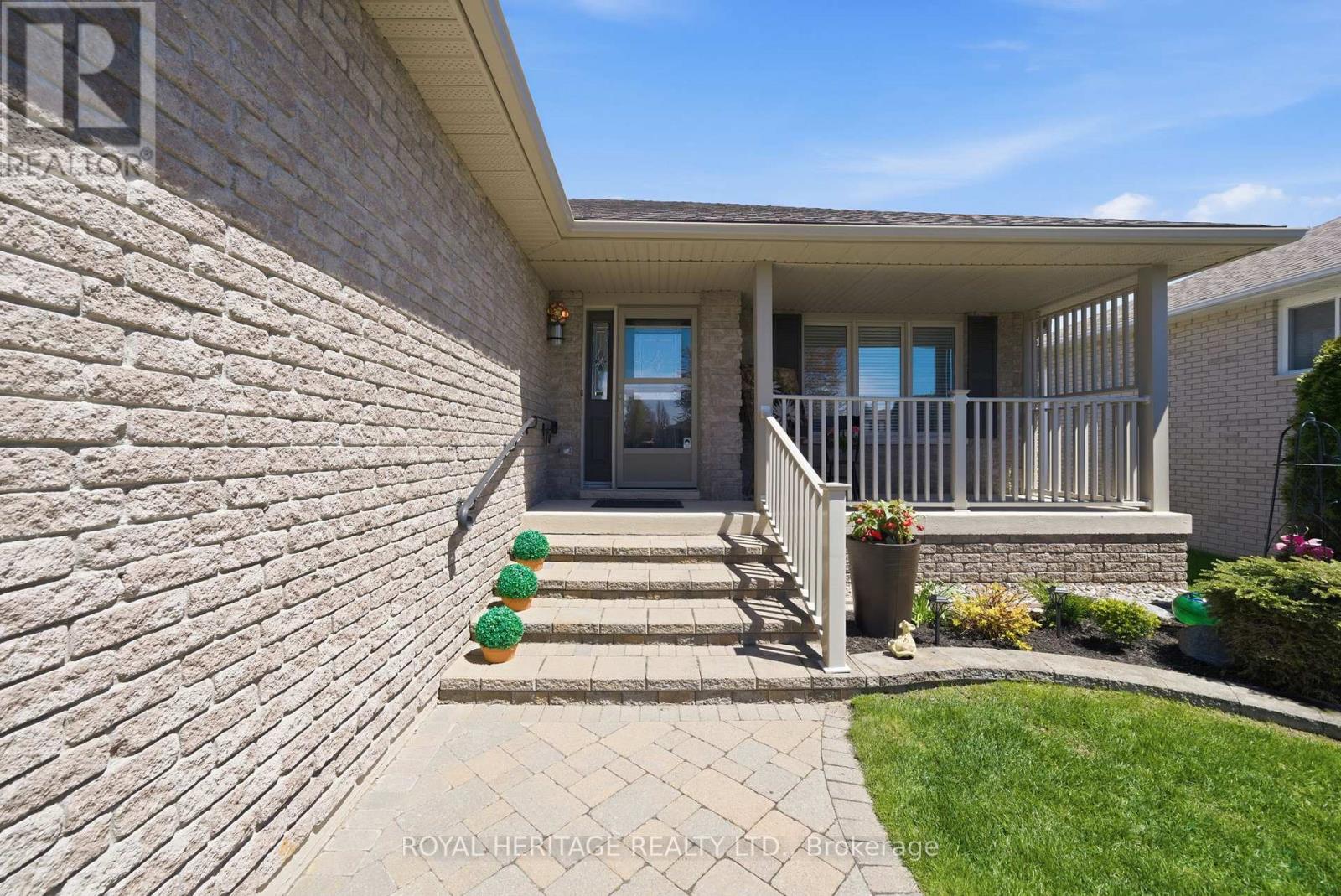 6 COVE COURT - 6