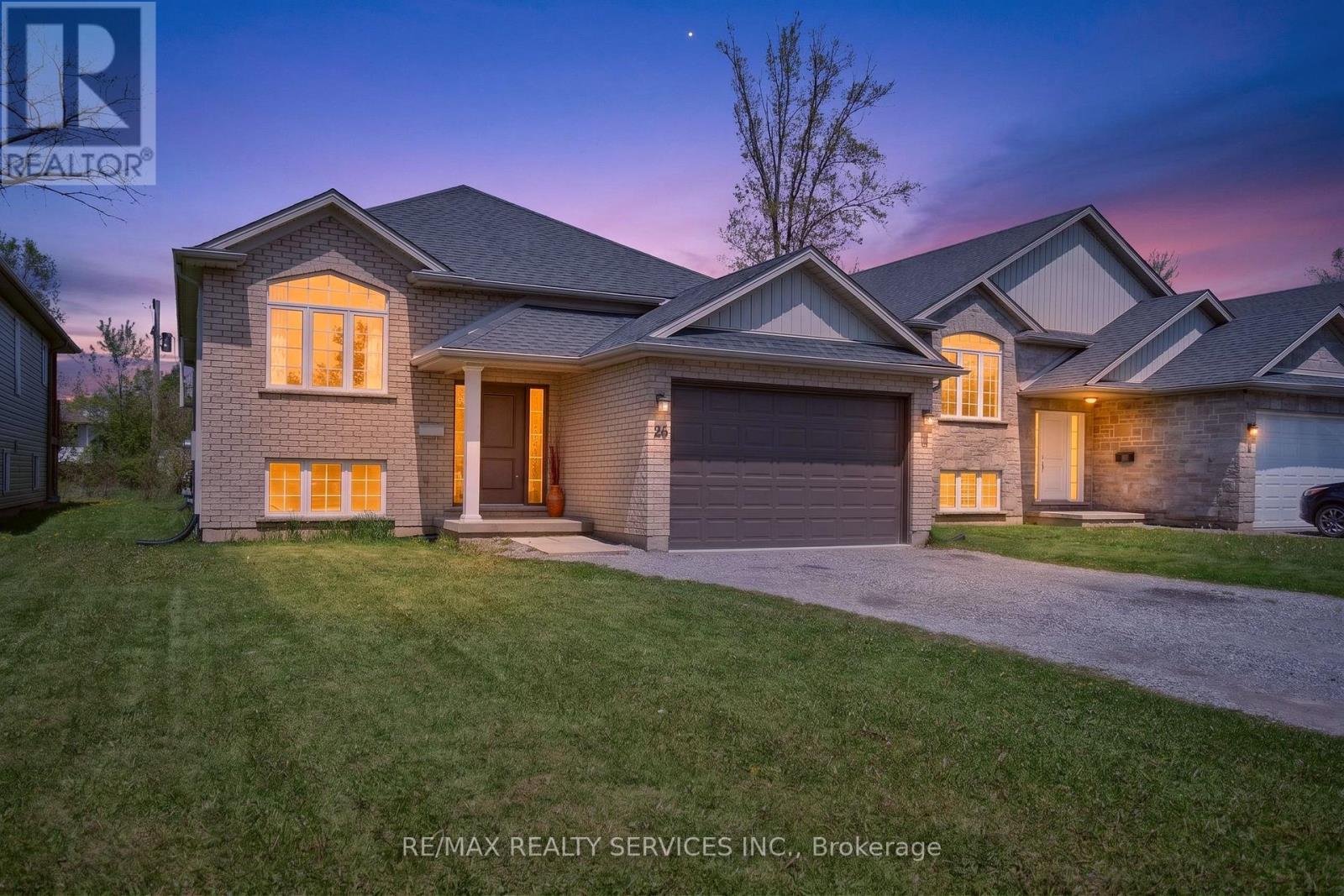 26 TRENT AVENUE - 1