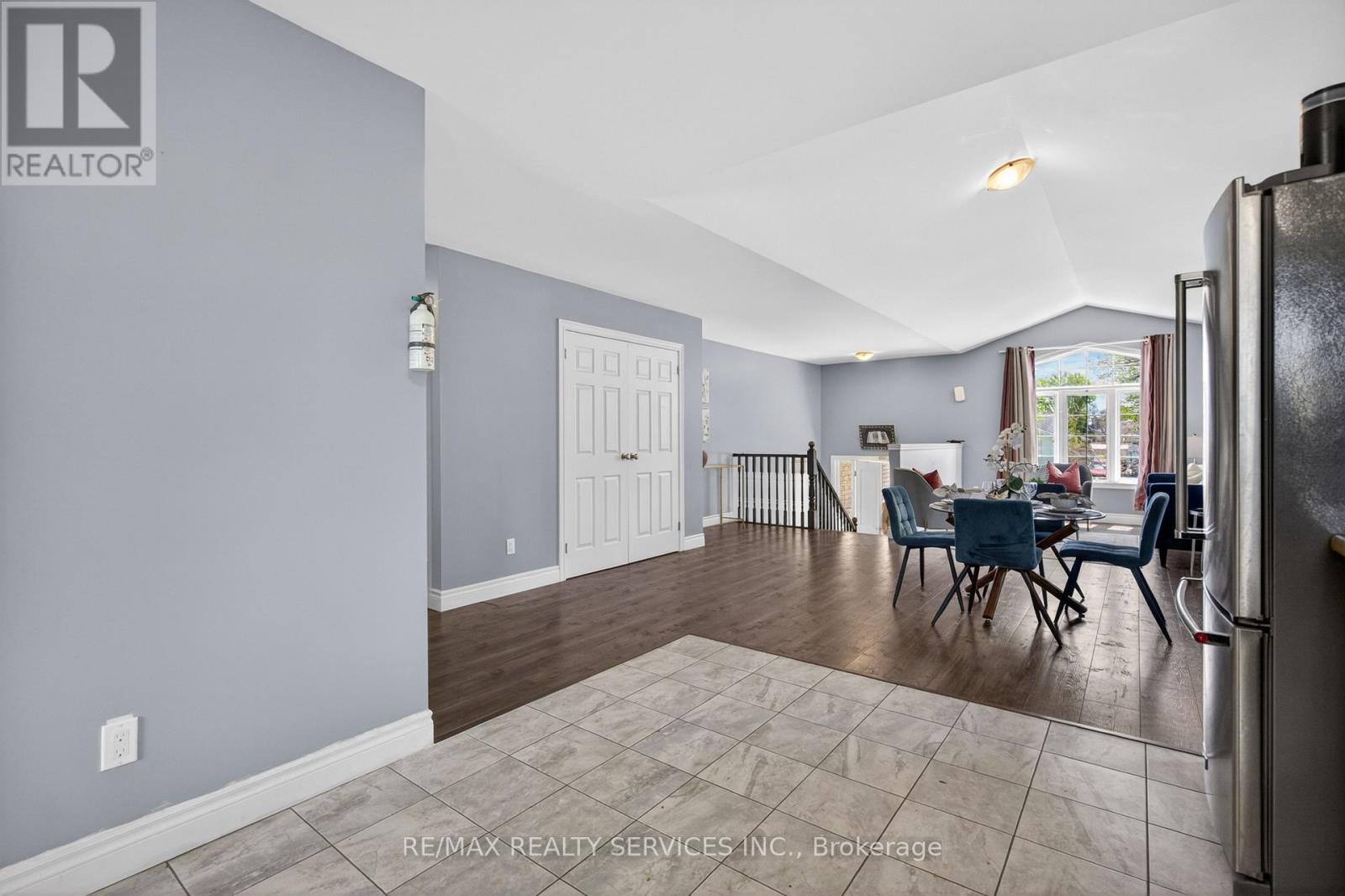 26 TRENT AVENUE - 19