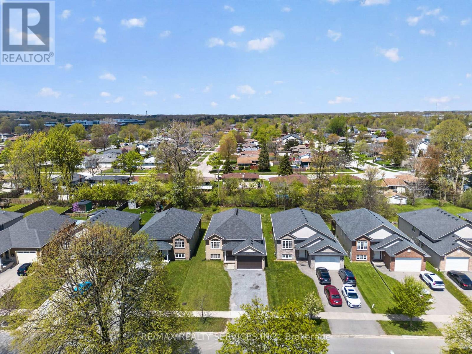 26 TRENT AVENUE - 4
