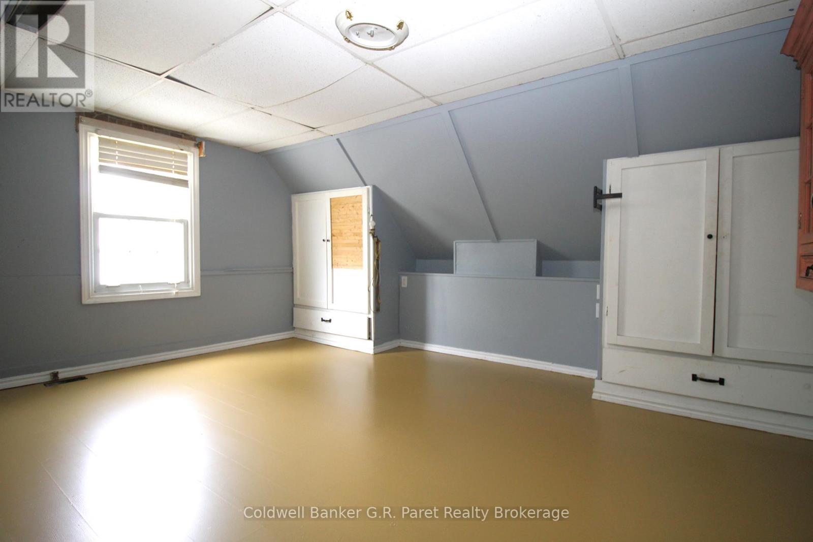 15 WAWA STREET - 11