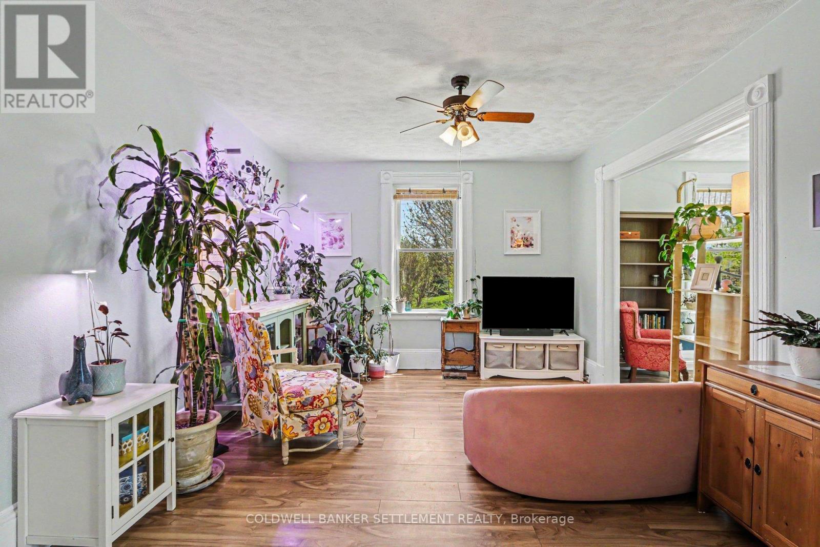 9 JUBILEE STREET - 8