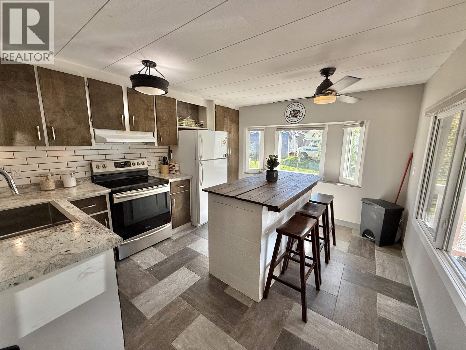 2408 TANOKA ROAD, Quesnel