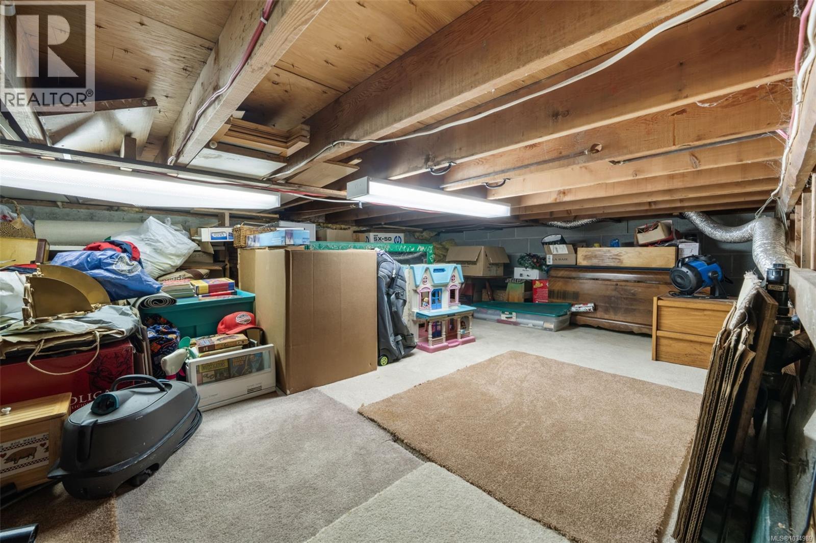 32 610 McKenzie Avenue, Saanich