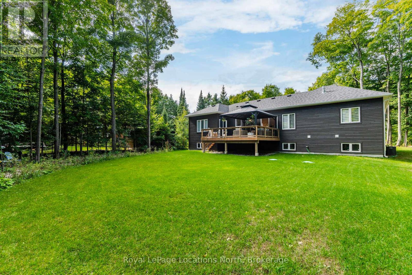 15 PINECONE AVENUE - 50
