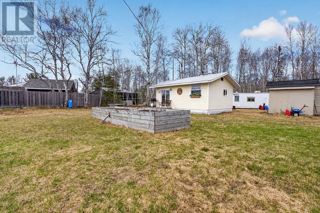 4 Bugg Lake Road - 23