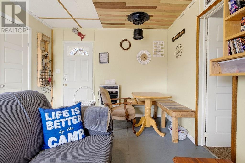 4 Bugg Lake Road - 26
