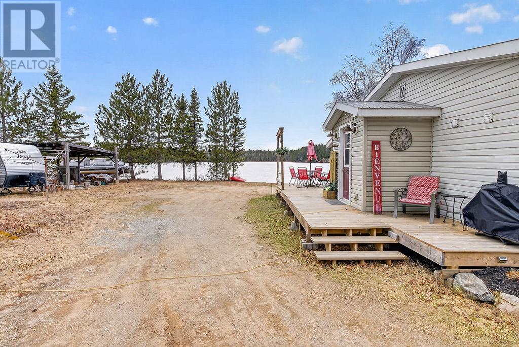 4 Bugg Lake Road - Image 3