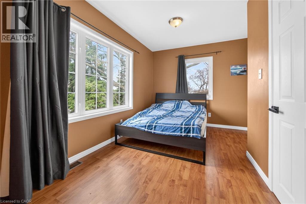 29 QUAKER Road - 25