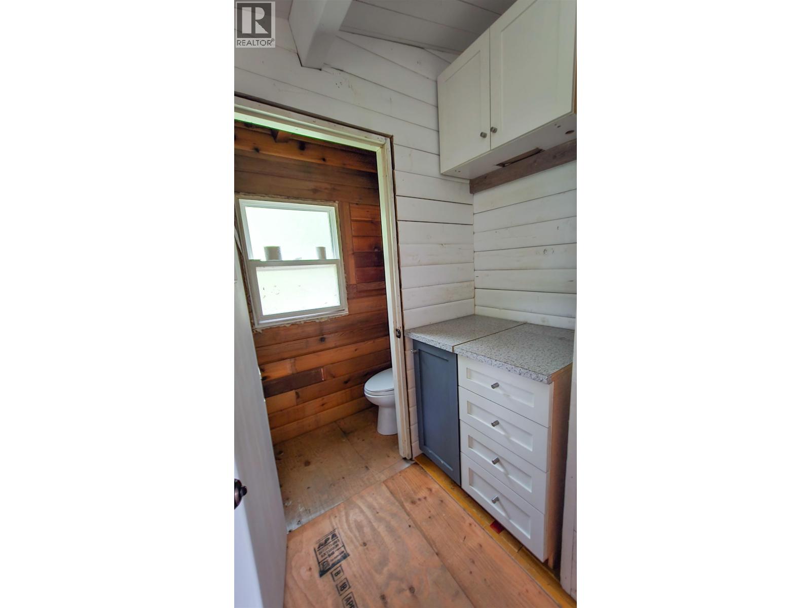 715 BOWEN VIEW ROAD, Gambier Island