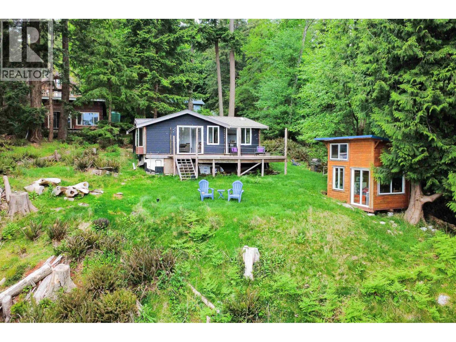 715 BOWEN VIEW ROAD, Gambier Island