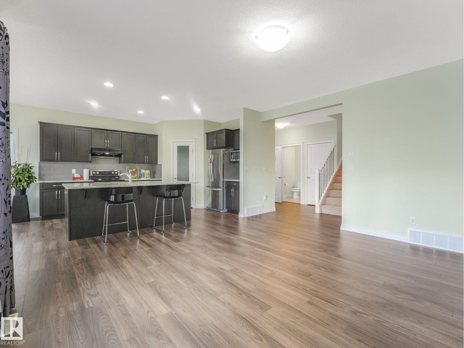 14227 138 ST NW NW, Edmonton