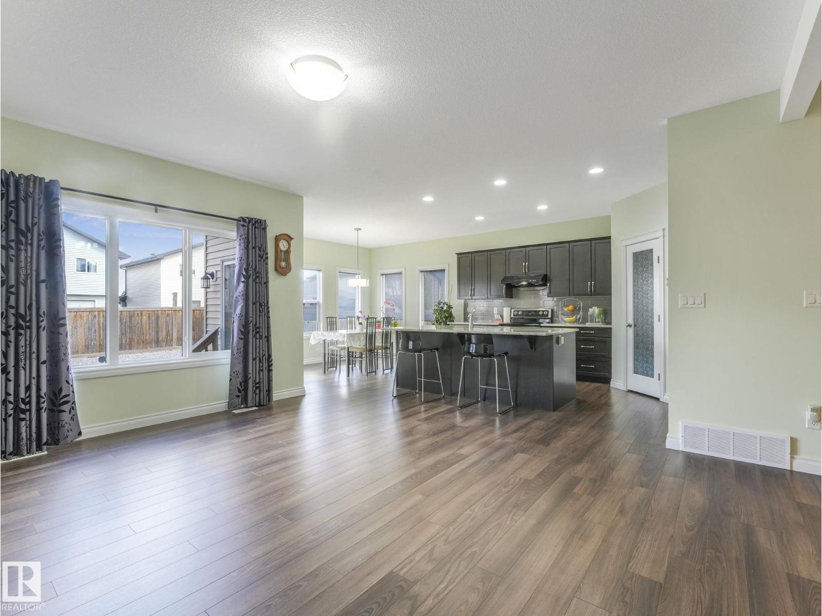 14227 138 ST NW NW, Edmonton