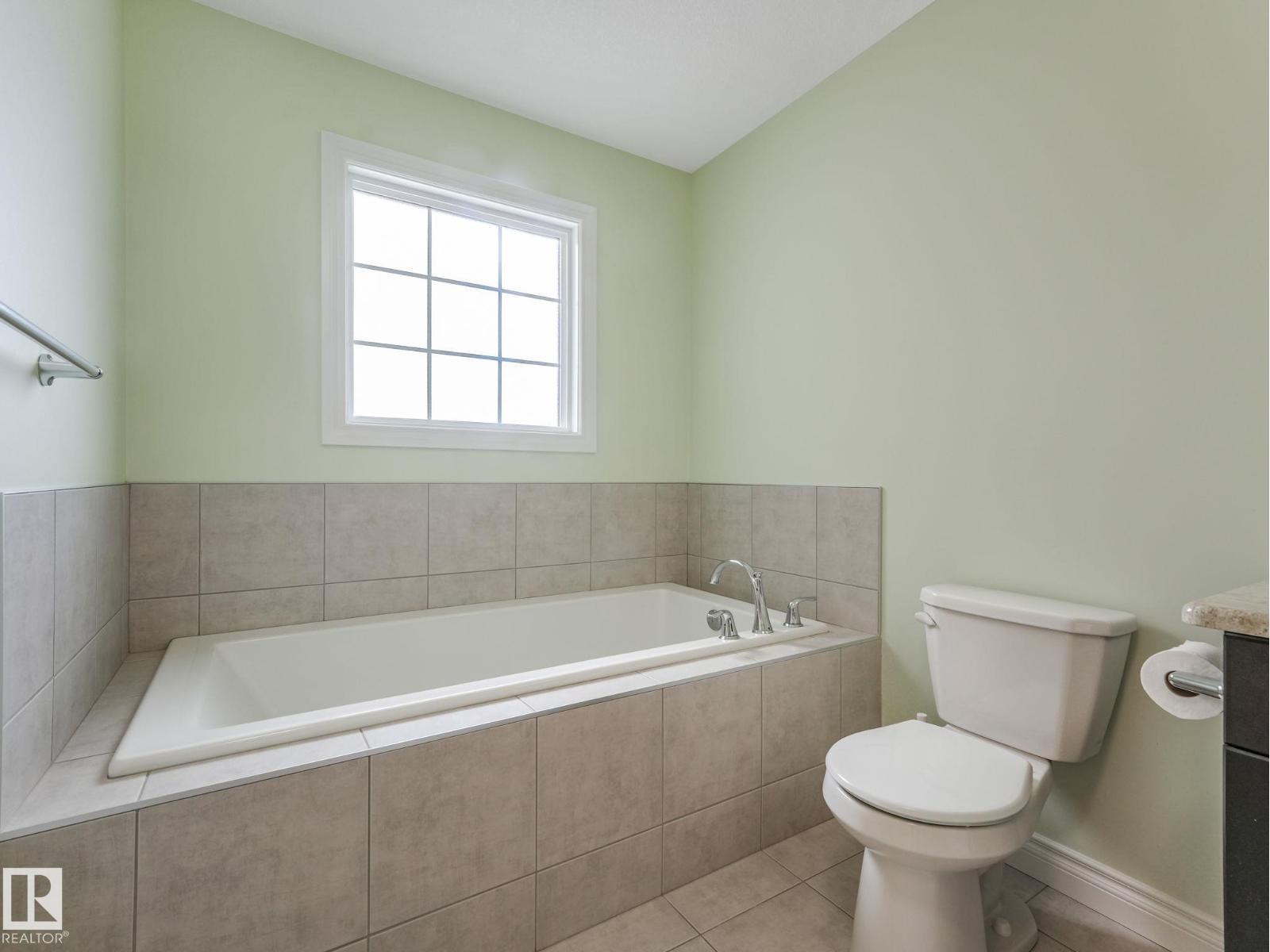 14227 138 ST NW NW, Edmonton