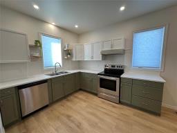 203 Maillard (1st St S) Street, Ste Rose Du Lac, MB R0L1S0 Photo 7