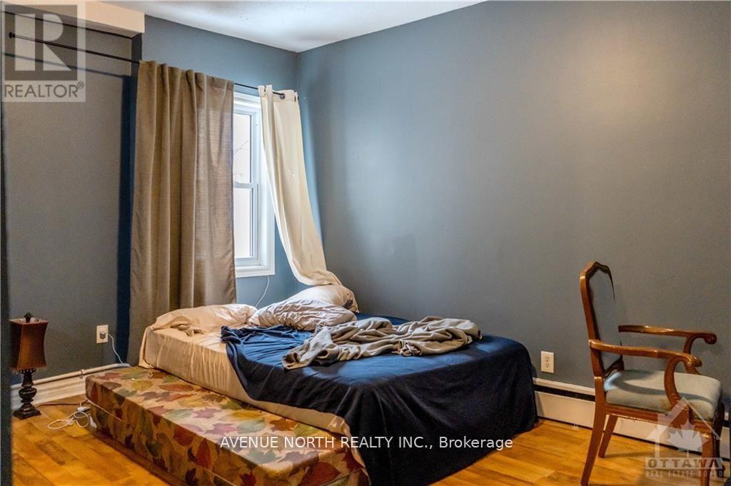 216 HANNAH STREET - 7