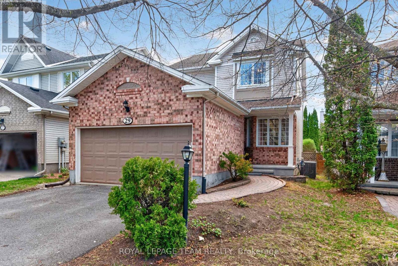 29 MATTAWA CRESCENT - 1