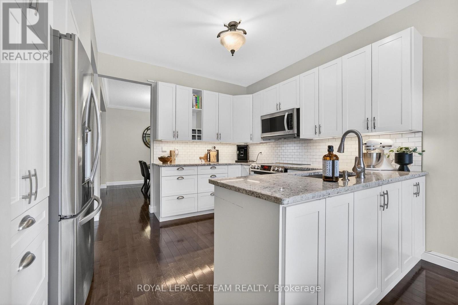 29 MATTAWA CRESCENT - 21