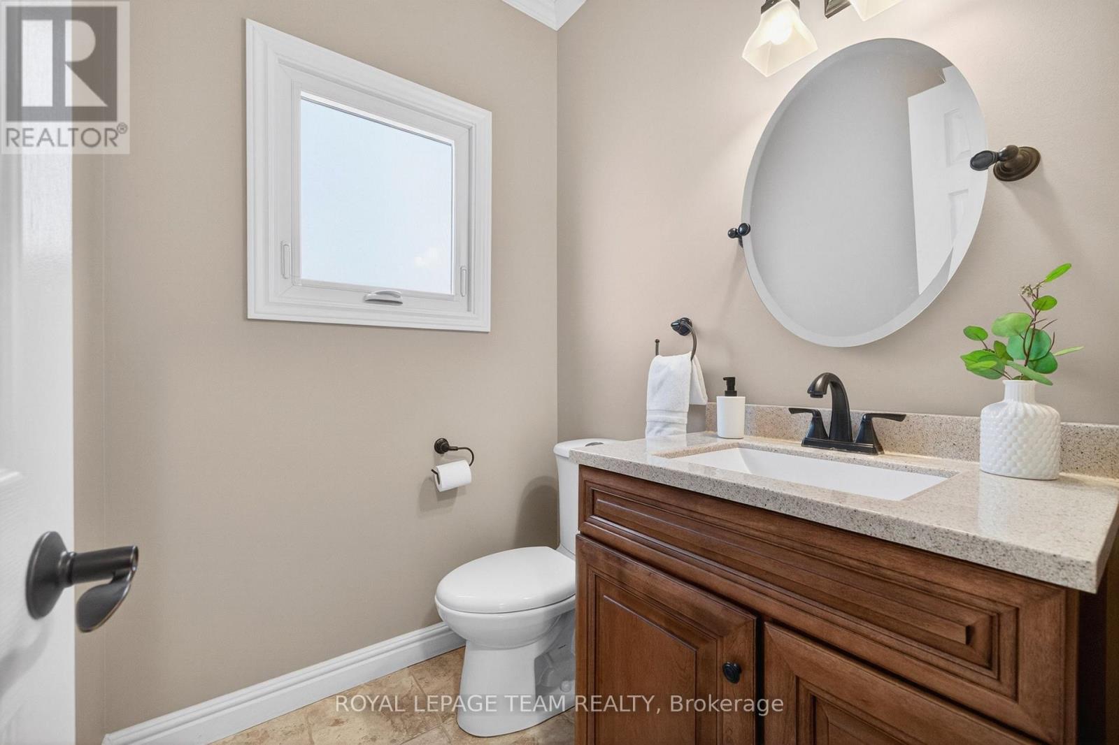 29 MATTAWA CRESCENT - 25